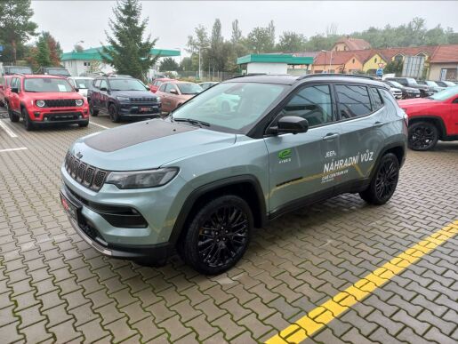 Jeep Compass 1,5 130k Upland  e-Hybrid