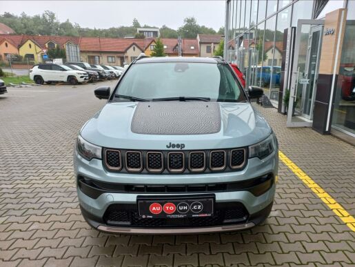 Jeep Compass 1,5 130k Upland  e-Hybrid