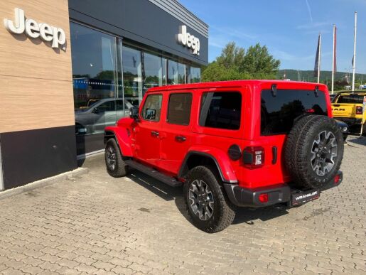 Jeep Wrangler Unlimited 2.0T 272k Sahara 202