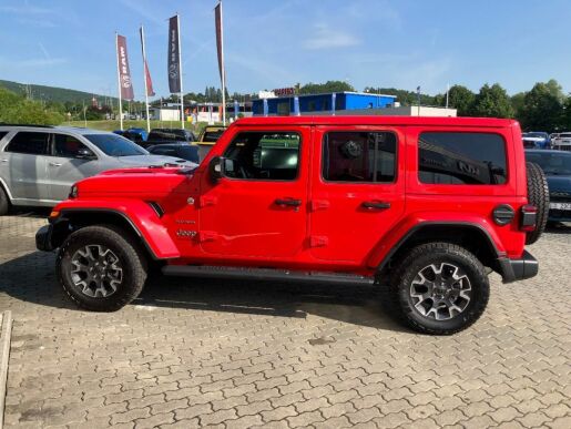 Jeep Wrangler Unlimited 2.0T 272k Sahara 202