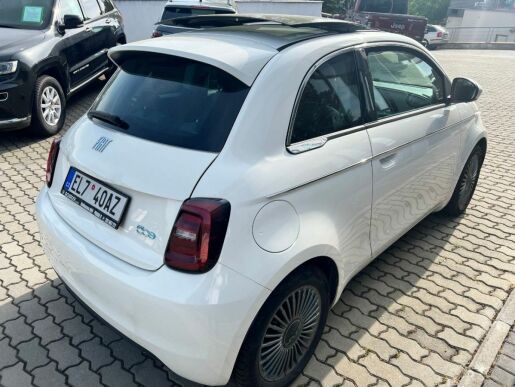 Fiat 500e ICON HB 42KWH - skladem