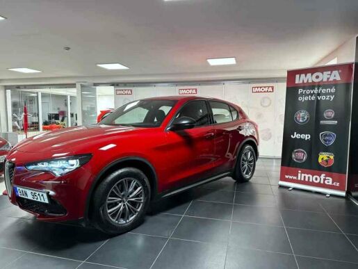 Alfa Romeo Stelvio MY23 2.2 JTDm 210k AT8 ZF Q4 4