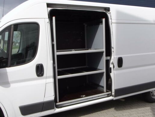 Fiat Ducato 2.3JTD Furgon L3H2 130k MAN6