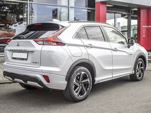 Mitsubishi Eclipse Cross 2,4 CROSS PHEV  INSTYLE+