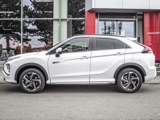 Mitsubishi Eclipse Cross 2,4 CROSS PHEV  INSTYLE+