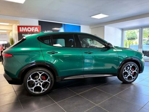 Alfa Romeo Tonale 1.5 T e-Hybrid 160k AT VELOCE