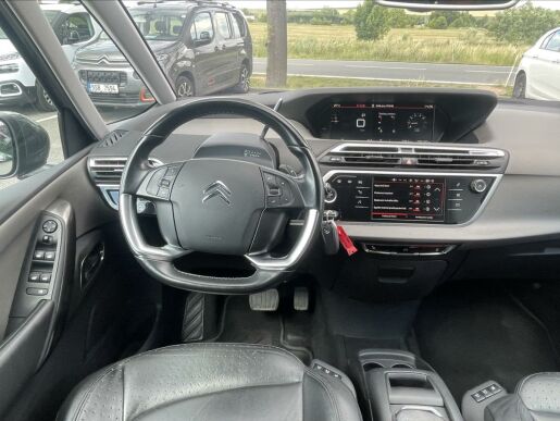 Citroën Grand C4 Picasso 2,0 150k SHINE Servis Záruka