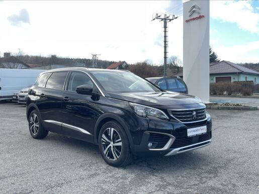 Peugeot 5008 1,5 130k EAT8 Allure Záruka