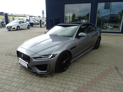 Jaguar XE D180 R - Dynamic SE