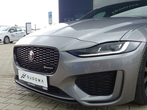 Jaguar XE D180 R - Dynamic SE