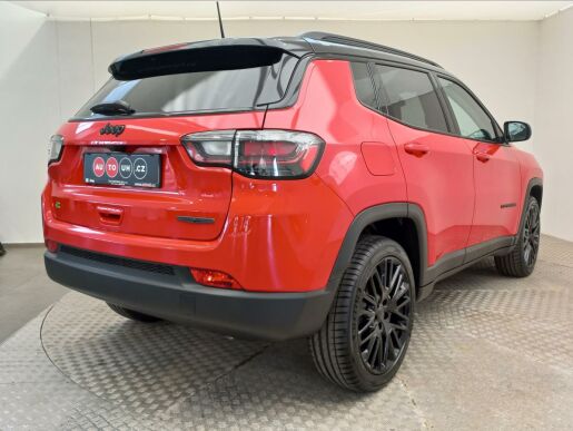 Jeep Compass 1,5 MHEV 130k 7AT  Night Eagle