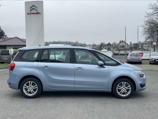 Citroën Grand C4 Picasso 1,6 VTi 120K po servise STK