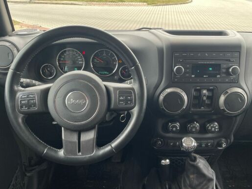 Jeep Wrangler UNLIMITED 2.8 L