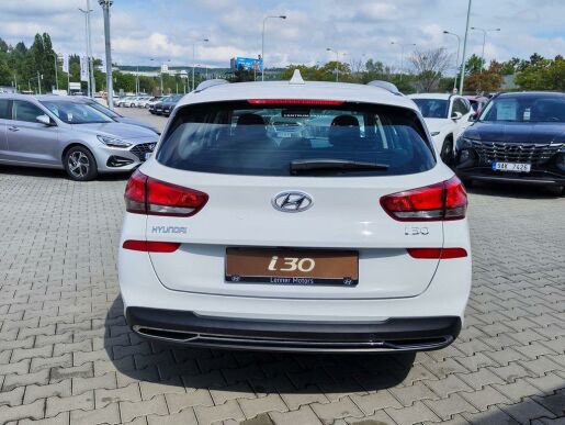 Hyundai i30 1.0 T-GDi/88W Family comfort