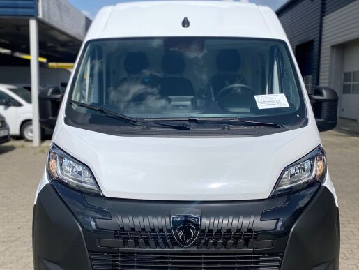 Peugeot Boxer Furgon 3300 L2H2 BlueHDi 140k MAN6 - 5475