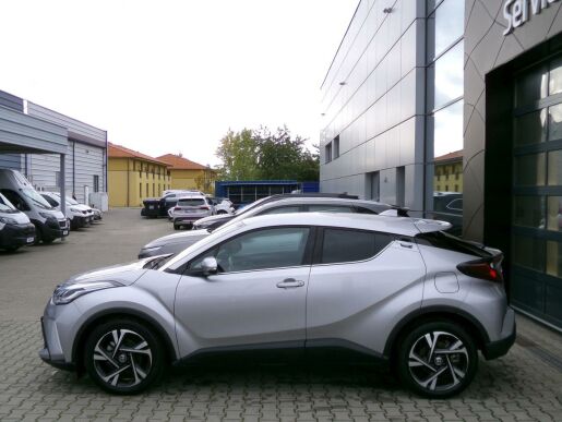 Toyota C-HR STYLE 1.8 HYBRID 122k