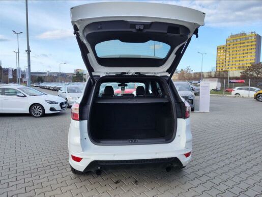 Ford Kuga 1.5 EB/134kW ST- Line AT 4x4