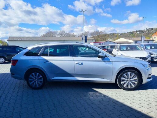 Škoda Superb 2.0 TDI/110kW Style Combi DSG