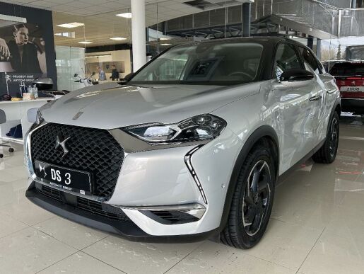 DS Automobiles DS3 Crossback 1.2 PureTech 155k RIVOLI EAT8