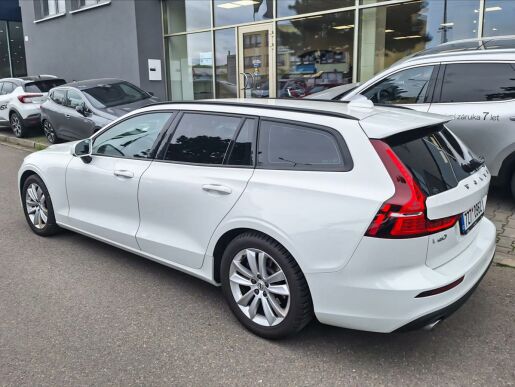 Volvo V60 2,0 D4  nezávislé top,vyhř.vol