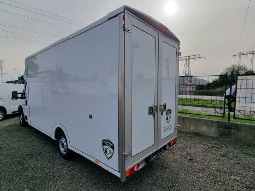 Fiat Ducato 2.2 180k L4 skříň