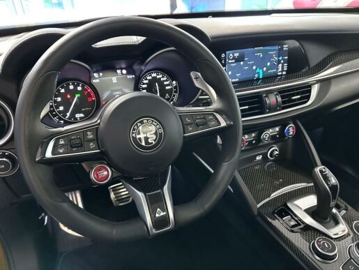 Alfa Romeo Stelvio 2.9 V6 BiTurbo 510k AT8 ZF Q4