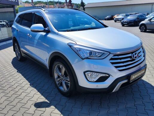 Hyundai Grand Santa Fe 2.2 CRDi/145kW Luxury 4x4 DCT